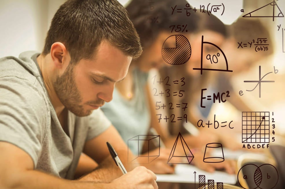 Grado en Ingeniería Matemática en Madrid - UAX