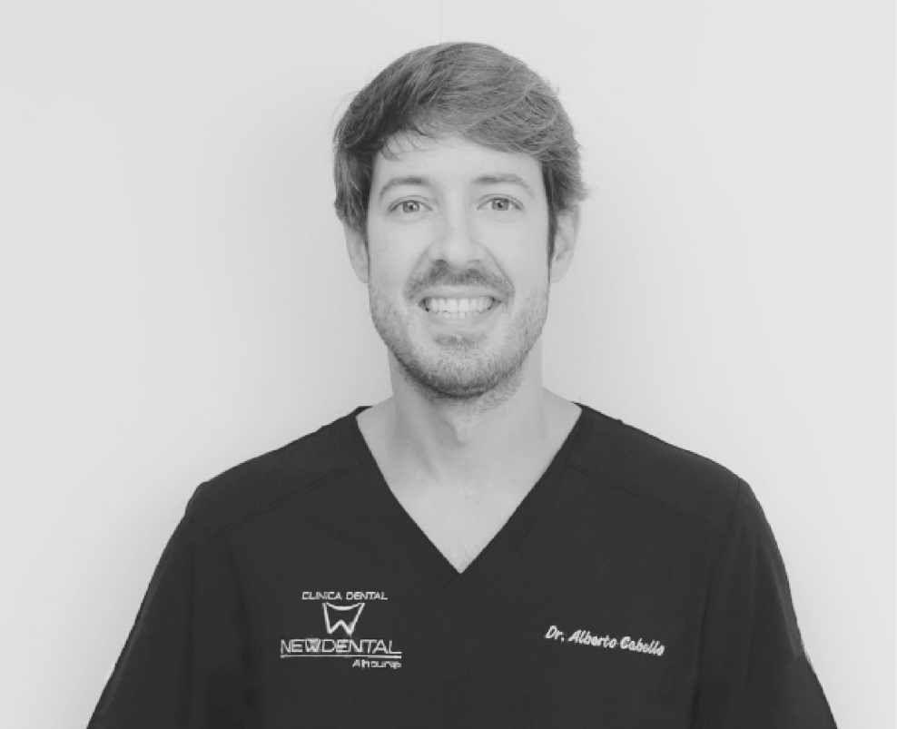Máster en Cirugía Oral e Implantología en Málaga | UAX