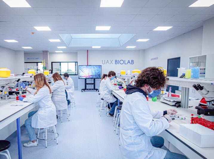 Grado en Biomedicina | Estudiar Biomedicina en Madrid - UAX