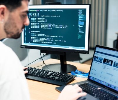 Grado en Física | Estudiar Física en Madrid - UAX