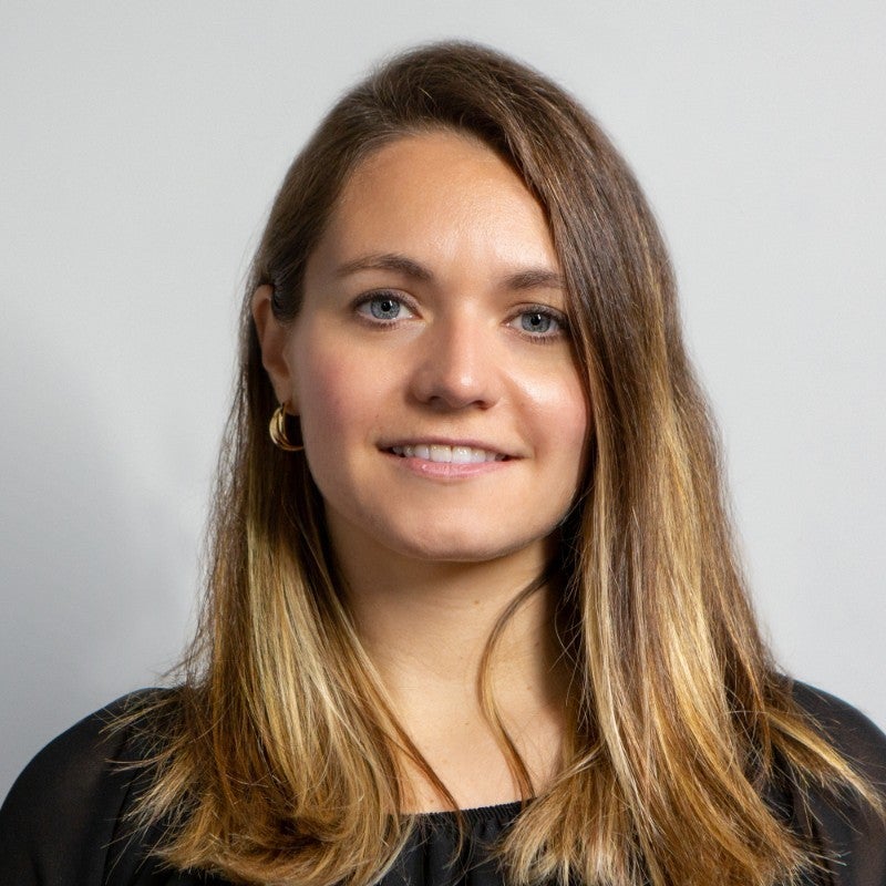 Microcredencial en Técnicas Prácticas de Relleno de Labios con Ácido Hialurónico