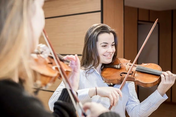 Cursos de Experto en Música online