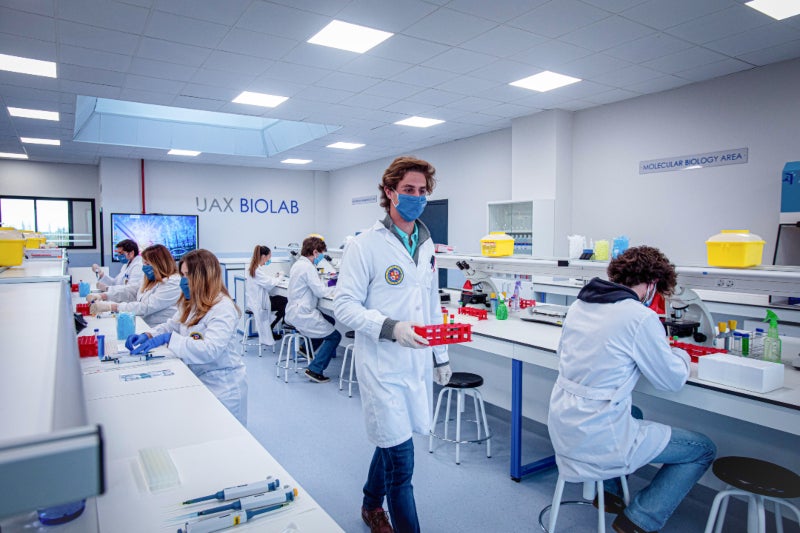 FP Superior Laboratorio Clínico y Biomédico Madrid - UAX FP