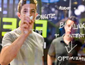 Doble Grado en ADE y Derecho en Madrid - UAX