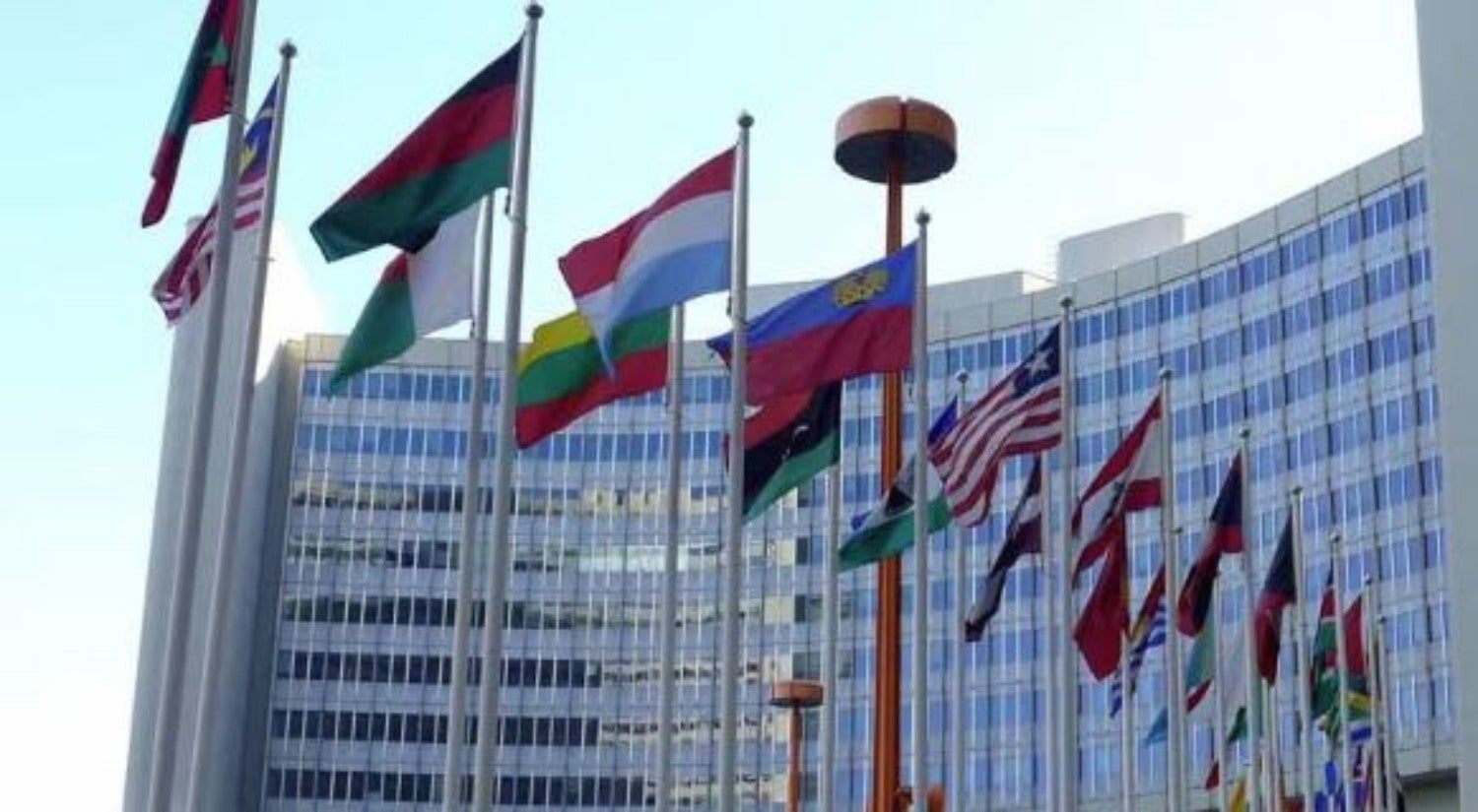 diplomacia-internacional-uax.jpg
