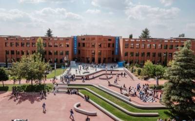 Higher Vocational Training in Marketing and Advertising in Madrid - UAX FP