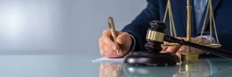 AdobeStock_321621127