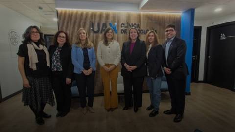 UAX