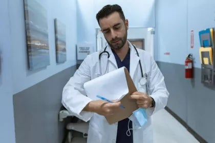 Licence de médecine à Oviedo | UAX