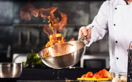 Técnico Superior Online en Dirección de Cocina en OpenUAX