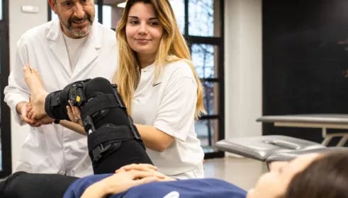 Grado en Fisioterapia - UAX
