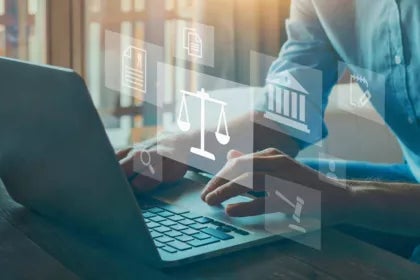 Licence de droit en ligne | UAX