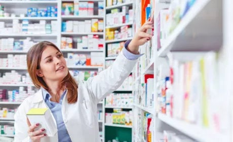 Online Bachelor’s Degree in Pharmacy in Spain | UAX