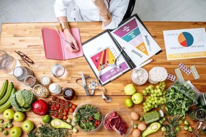 Online Vocational Training in Dietetics from Spain | UAX