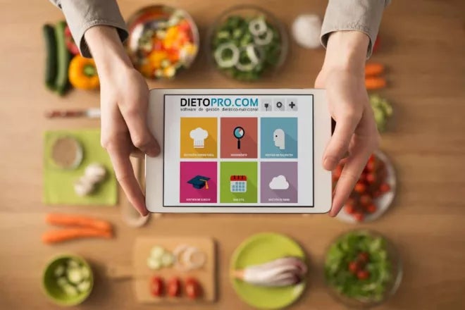 Online Vocational Training in Dietetics from Spain | UAX