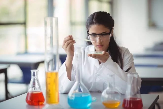 Licence en biotechnologie | UAX