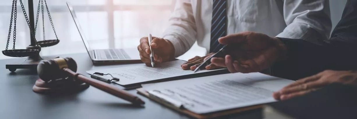 Licence de droit en ligne | UAX
