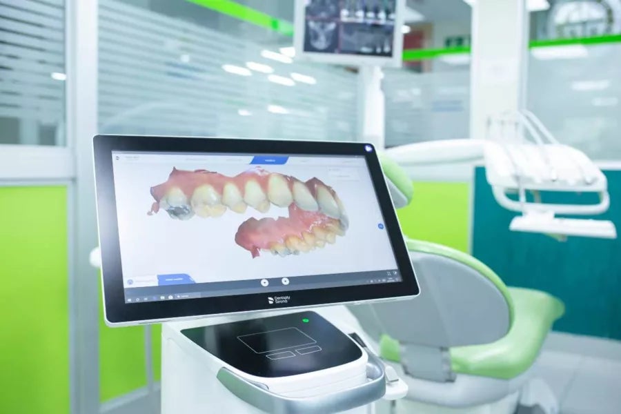 Master online in Odontoiatria Digitale in Spagna | UAX