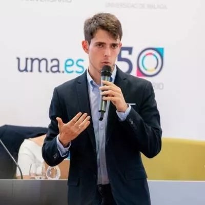 Doppia laurea in Economia Aziendale e Marketing in Spagna | UAX